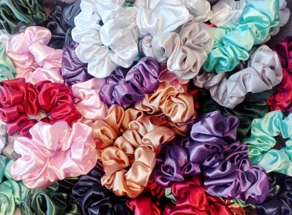 Discover the 7 Best Scrunchies Brands for All Hair Types