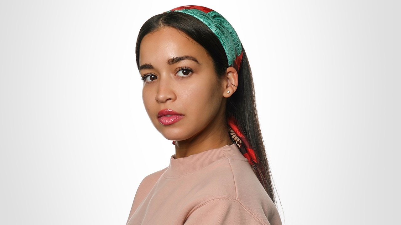 Loreal-Paris-BMAG-Article-How-to-Wear-a-Head-Wrap-or-Hair-Scarf-D